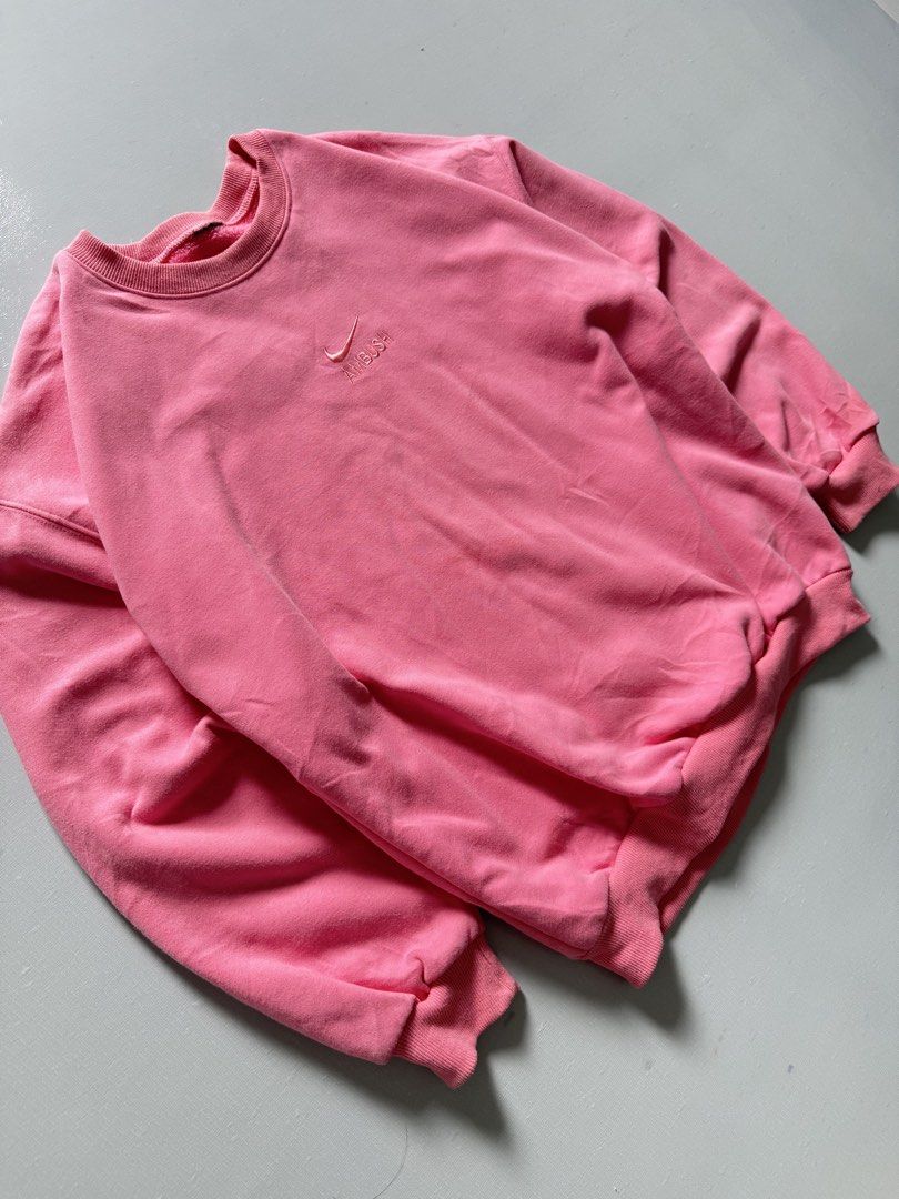 NIKE AMBUSH HEAVY CLOTH (Category: Coats, Jackets and Outerwear) located in Cavite. Submitted by chooseyouroutfit (Listing ID 1468509973, Image 2). Description: NIKE AMBUSH HEAVY CLOTH Heavy cloth Ganda ng tela Comfy Length - 24 Width - 23.5 No issue Check detailed pictures .