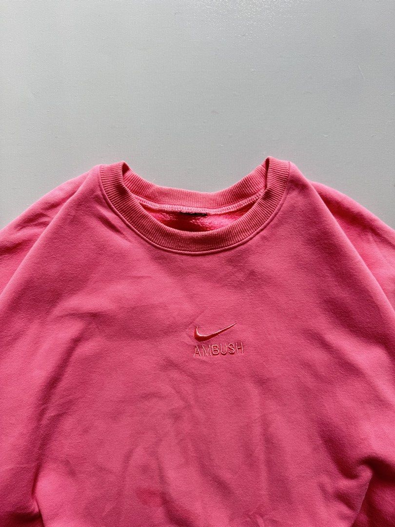 NIKE AMBUSH HEAVY CLOTH (Category: Coats, Jackets and Outerwear) located in Cavite. Submitted by chooseyouroutfit (Listing ID 1468509973, Image 3). Description: NIKE AMBUSH HEAVY CLOTH Heavy cloth Ganda ng tela Comfy Length - 24 Width - 23.5 No issue Check detailed pictures .