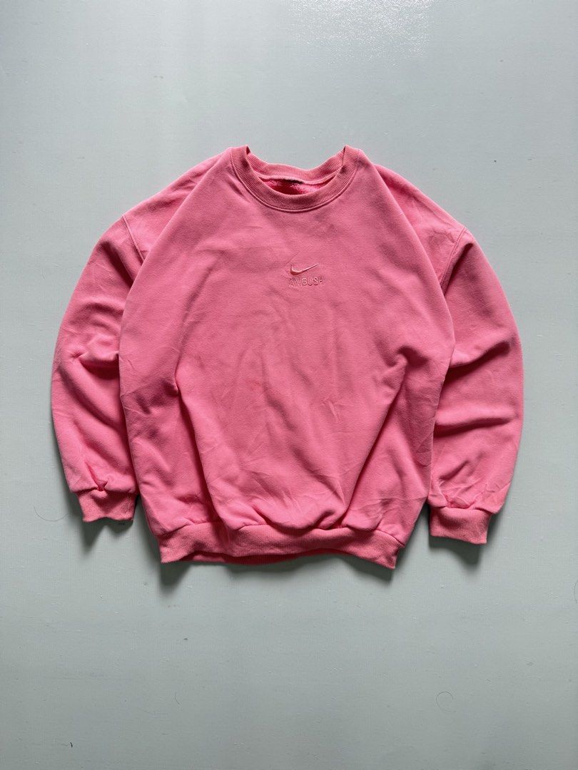 NIKE AMBUSH HEAVY CLOTH (Category: Coats, Jackets and Outerwear) located in Cavite. Submitted by chooseyouroutfit (Listing ID 1468509973, Image 1). Description: NIKE AMBUSH HEAVY CLOTH Heavy cloth Ganda ng tela Comfy Length - 24 Width - 23.5 No issue Check detailed pictures .
