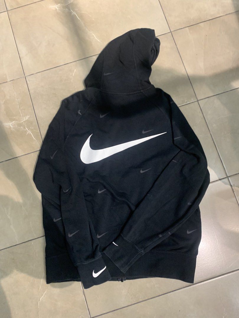 NIKE AOP HOOD (Category: Coats, Jackets and Outerwear) located in Cebu City. Submitted by _deadstockgarments. (Listing ID 1468643416, Image 2). Description: DM FOR ACAIL .