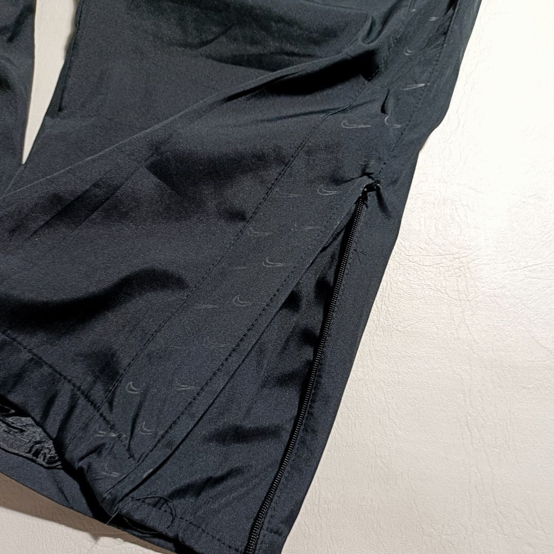 Nike Baggy Drifit Trackpants (Category: Activewear) located in Baguio. Submitted by freshmarket_2600 (Listing ID 1468621765, Image 3). Description: Nike Drifit Trackpants 580+sf.