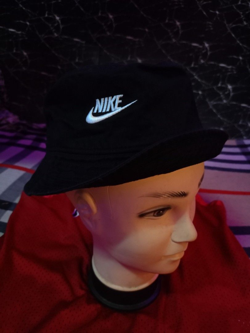 Nike Black Bucket Hat Size S/M (Category: Caps & Hats) located in Manila. Submitted by naixhrift (Listing ID 1468557085, Image 3). Description: Nike Bucket Hat Color: Classic Black with White Embroidered Logo Size S To M 1k plus ship jnt courier payment on gcash manila area .