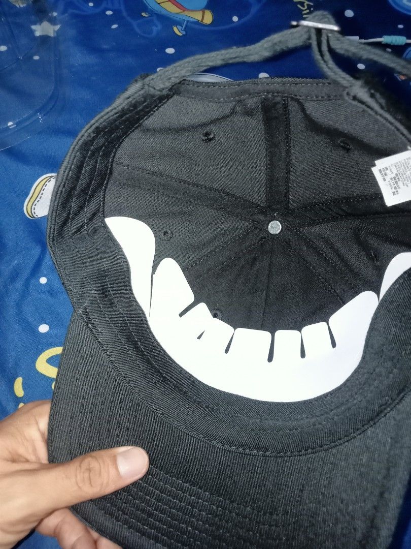 Nike Club Cap Black (Category: Caps & Hats) located in Manila. Submitted by ryanjoseph94468 (Listing ID 1468590685, Image 2). Description: - Brand new with tags (BNWT) - Color: Classic Black with embroidered white Nike Swoosh - Size: S/M - Adjustable strapback closure with metal buckle - Includes original paper insert inside crown to maintain shape - 100% authentic and ready to ship.