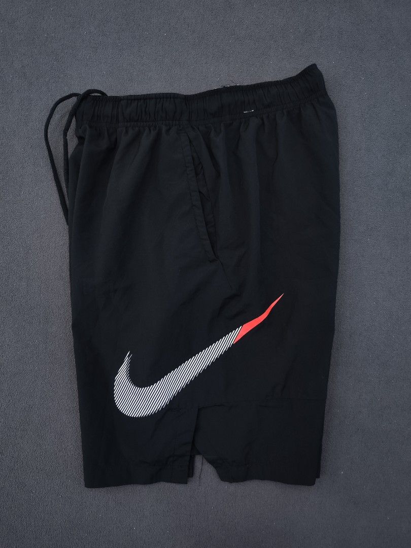 Nike Drifit Big Swoosh Shorts (Category: Shorts) located in Bulacan. Submitted by emilj23 (Listing ID 1468523595, Image 1). Description: Nike Drifit Big Swoosh Shorts Size M on tag L 18.5 W 26-30 Leg Hole 11 Condition 9.5/10 Color rate 9.5/10 No Issue.