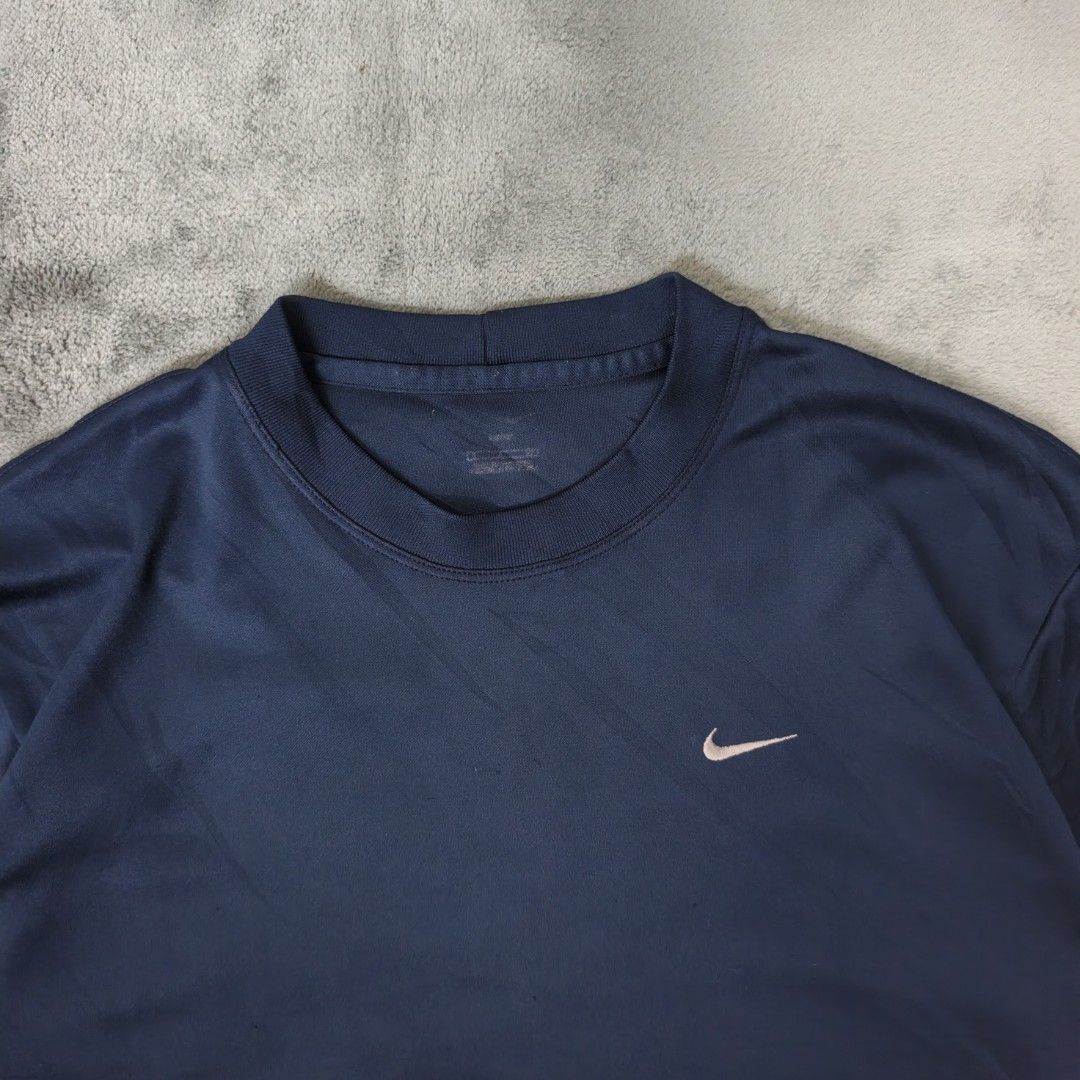 ‎Nike Dri-fit Navy Blue (Size S) ‎ (Category: Tshirts & Polo Shirts ) located in Sibonga. Submitted by svenxxzc (Listing ID 1468580981, Image 2). Description: ‎Nike Dri-fit Navy Blue (Size S) ‎Dimes (Inch)📌 ‎Length - 26 ‎Width - 20 ‎Issue: pinhole/lints (see last pic) ‎-Must Have ‎-Good For Psg ‎-Good Fittings ‎ ‎Location: Cebu City ‎MOP: Gcash or Bank Transfer ‎Courier: J&T (sf applies) ‎Strictly Payment First💸.
