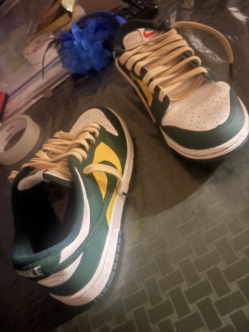 Nike Dunk Low - Noble Green (Category: Sneakers) located in Catarman. Submitted by hyukissco (Listing ID 1468607679, Image 3). Description: From pasabuy japan Used twice Rfs: not my style 23.5cm.