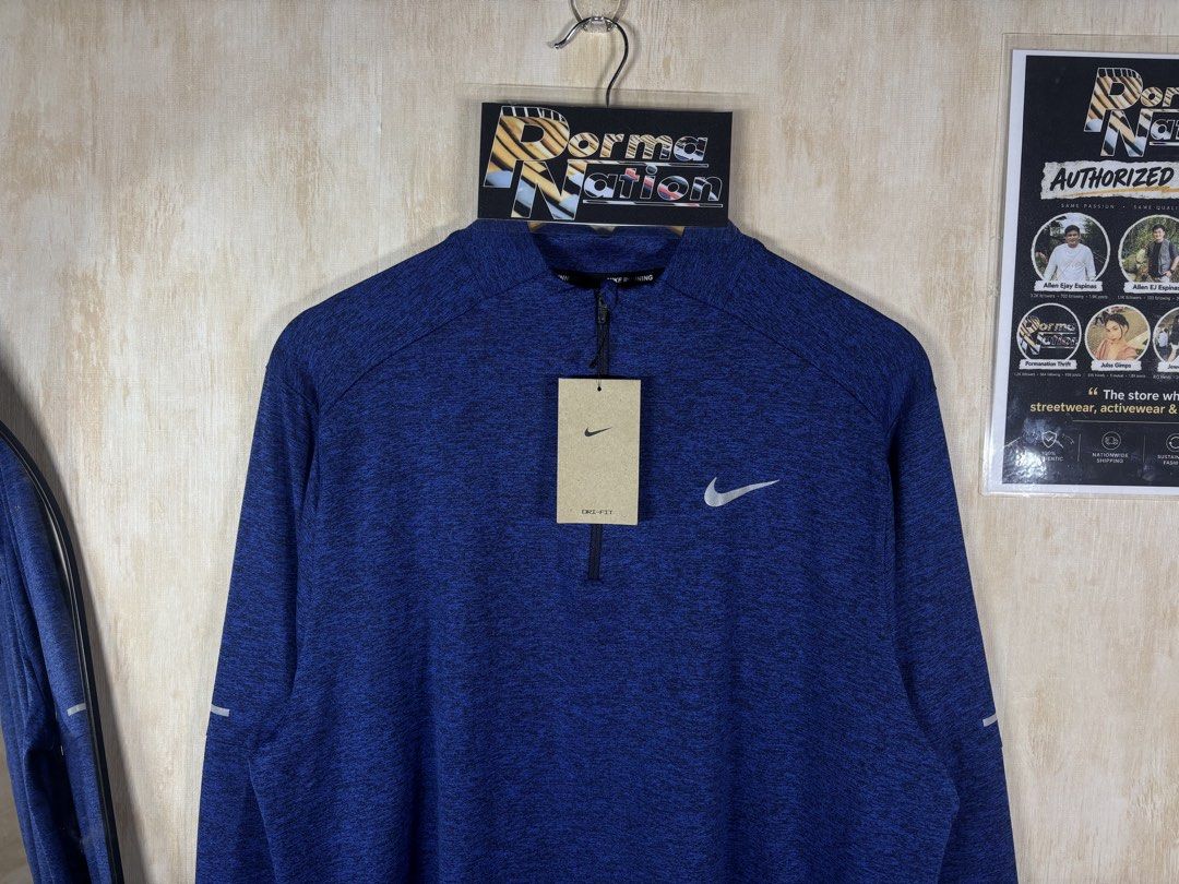 NIKE ELEMENT HALF ZIP LONG SLEEBVE (Category: Coats, Jackets and Outerwear) located in Cabuyao City. Submitted by pormanation-thrift-store (Listing ID 1468602030, Image 3). Description: NIKE ELEMENT HALF ZIP LONG SLEEBVE Condition: NEW WITH TAGS Color rate: 10/10 (PWEDE SA MASELAN) Size: XL Dimes: 22.5”Wx28”L Issue: NONE‼️ Price: 1500.
