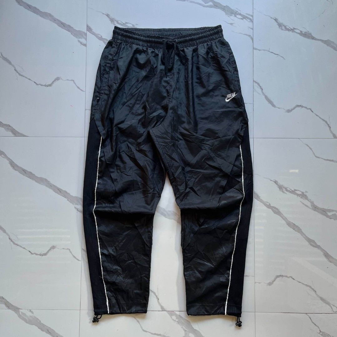 Nike Giannis Freak Track Pants (Category: Joggers) located in Lucena. Submitted by thrft-nd-sll (Listing ID 1468624382, Image 1). Description: Nike Giannis Freak Track Pants Siz XXXL On Tags Waistline -32 Up Length -41 Excellent Condition Need Wash .