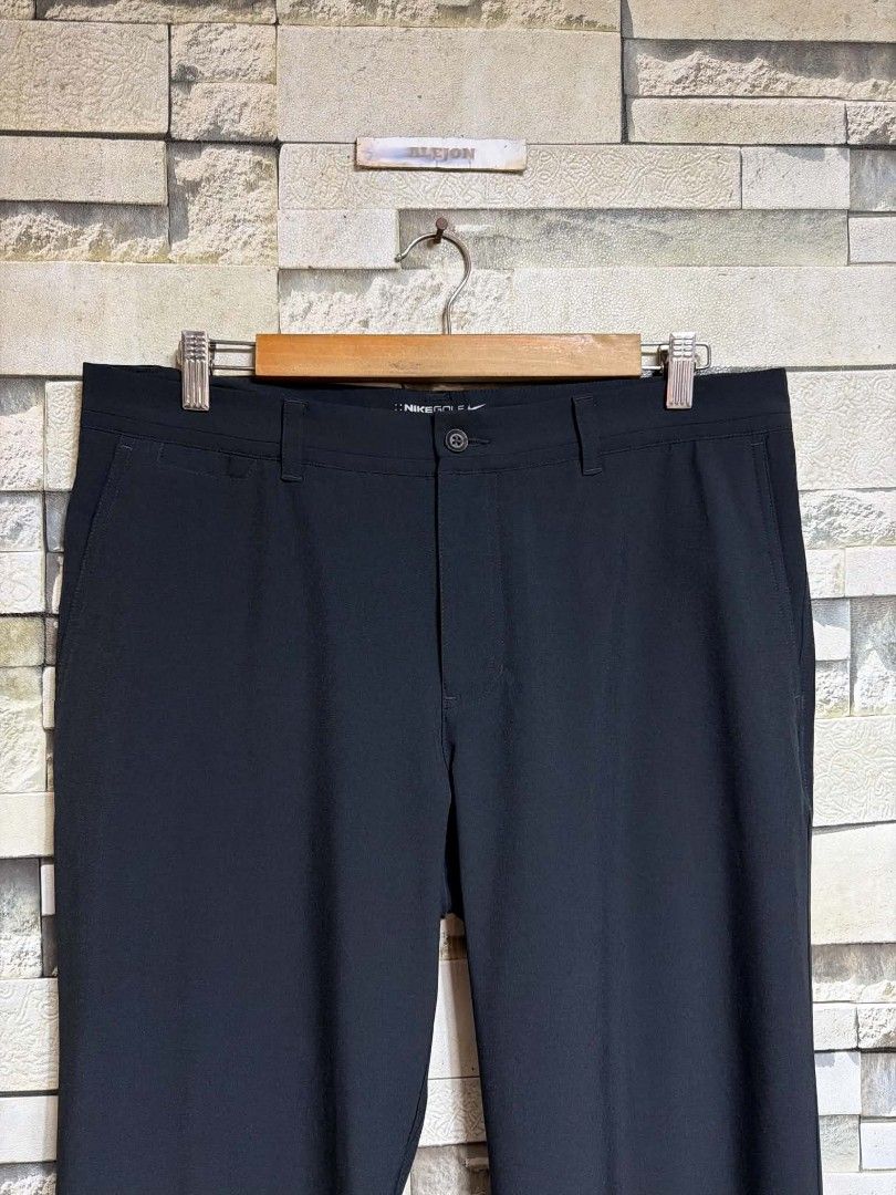 NIKE GOLF FLAT FRONT STRETCH WOVEN GOLF PANTS (Category: Trousers) located in Santa Rosa. Submitted by alejon007 (Listing ID 1468529002, Image 3). Description: NIKE GOLF FLAT FRONT STRETCH WOVEN GOLF PANTS 100% Legit Good as new No issues Size 34 x 41 length PRIC 1⃣5⃣8⃣0⃣ PM.