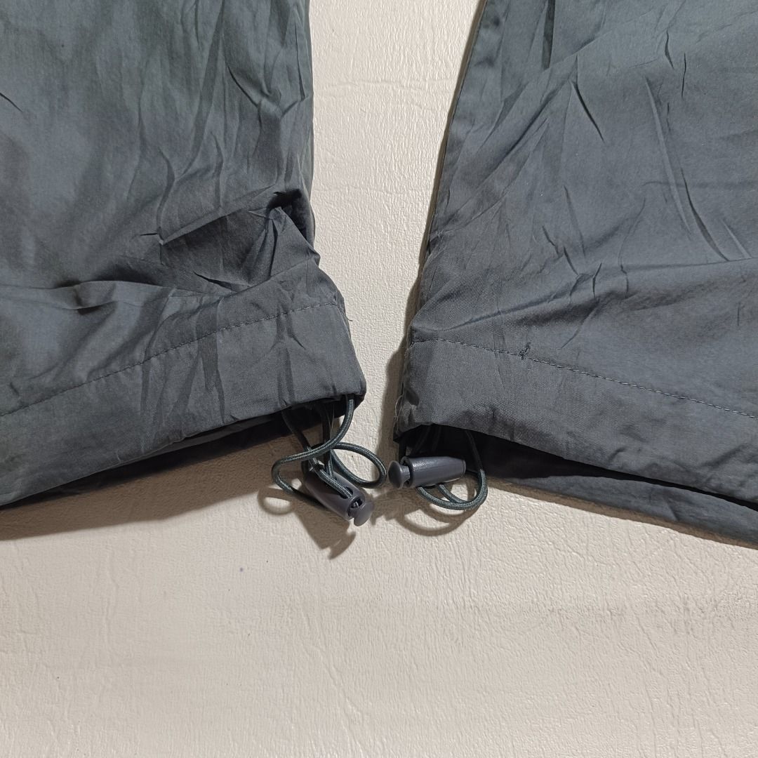 Nike Gray Drifit Trackpants🩶 (Category: Activewear) located in Baguio. Submitted by freshmarket_2600 (Listing ID 1468621316, Image 3). Description: 680+sf with adjuster in leg opening .