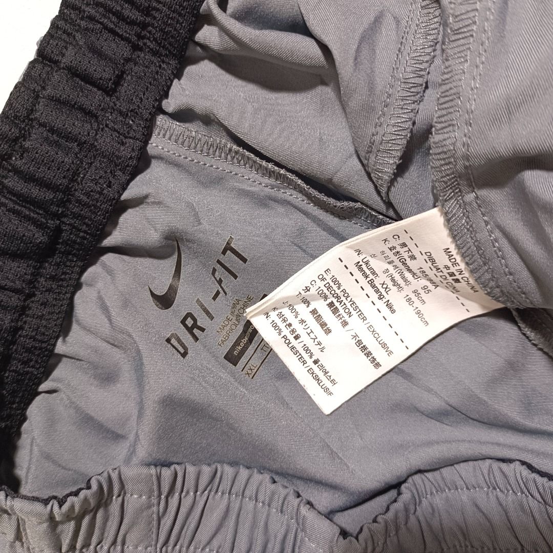 Nike Gray Drifit Trackpants🩶 (Category: Activewear) located in Baguio. Submitted by freshmarket_2600 (Listing ID 1468621544, Image 3). Description: Nike Gray Drifit Trackpants 580+sf.
