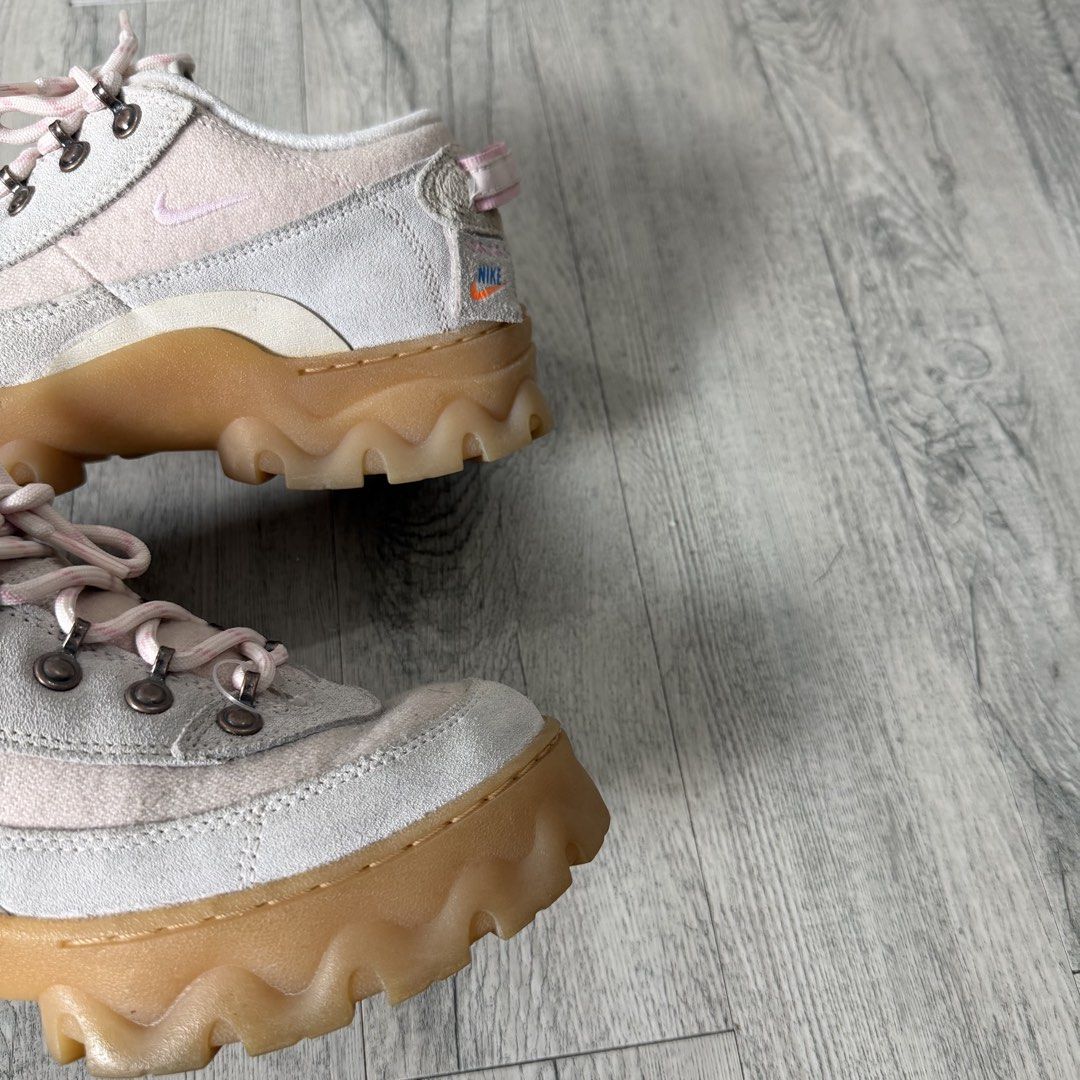 Nike Lahar Paraboots (Category: Sneakers) located in Manila. Submitted by wornagainstudios2 (Listing ID 1468677827, Image 3). Description: .