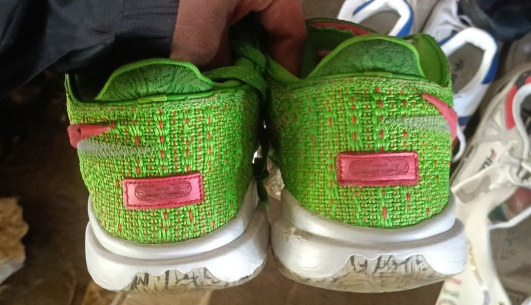 NIKE LEBRON 20 (Category: Sneakers) located in Bayugan. Submitted by retroshoesphilippines (Listing ID 1468614409, Image 3). Description: .
