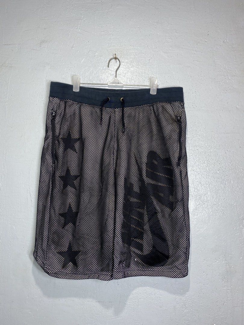 Nike Mesh Shorts Size L (Category: Shorts) located in Bacong. Submitted by crommermann (Listing ID 1468650449, Image 1). Description: Nike SB short 🏷️ + 90 shipping fee -Dimes Waistline 32-34 Length 23 -Condition 9.5/10 -Color Rate 9.5/10 Good Condition Color may vary due to lightning Very Presentable when Worn Issue can be seen in the picture Need Wash Pm/Dm Visayas Dumaguete loc J&T Courier Express 🚛🚛🚛.