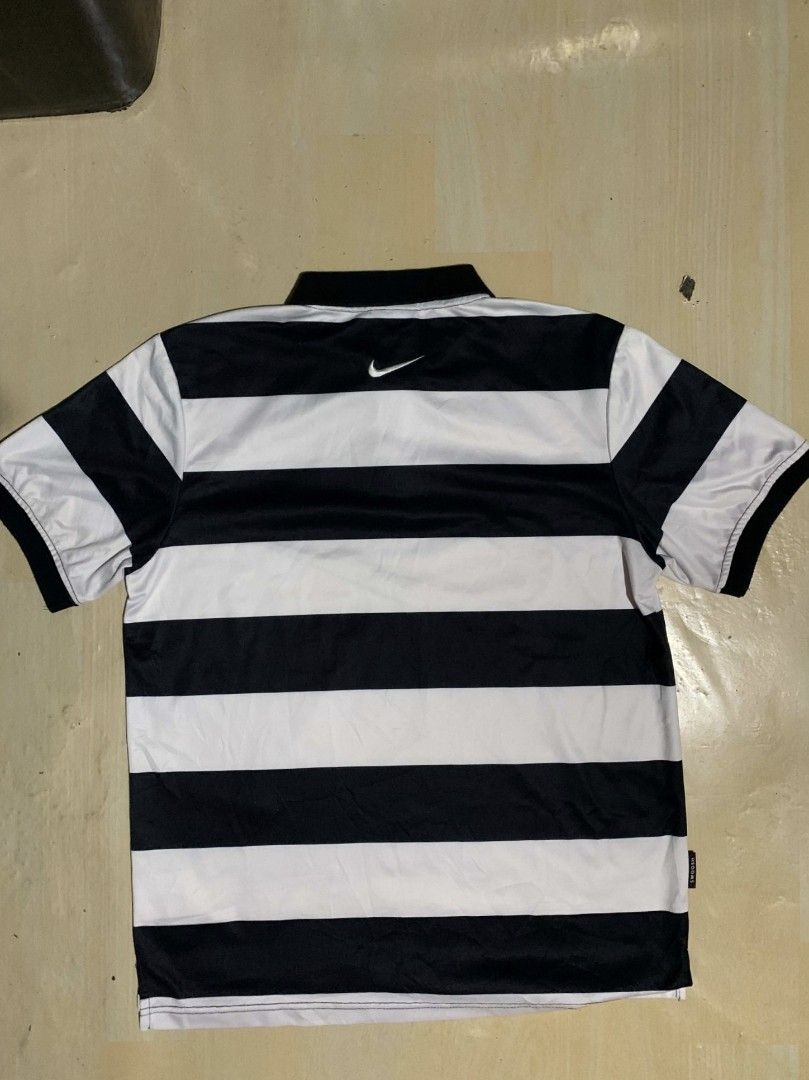 NIKE MULTIPLE SWOOSH (Category: Tshirts & Polo Shirts ) located in Polangui. Submitted by laurgarments (Listing ID 1468507412, Image 2). Description: NIKE MULTIPLE SWOOSH DIMES: W-21 L-26-27 CONDITION AND COLOR RATE:9.3/10 ISSUE:NONE/NEED WASH.