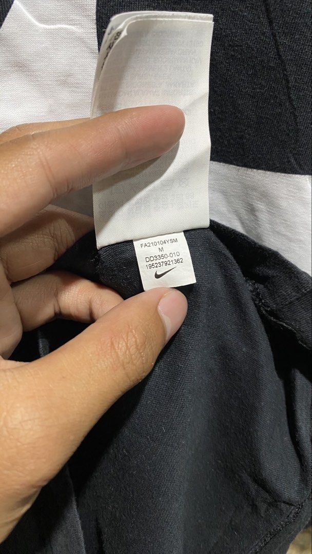 Nike (Multiple Swoosh) (Category: Tshirts & Polo Shirts ) located in Caloocan City. Submitted by curatedgoods.ph (Listing ID 1468706157, Image 2). Description: .
