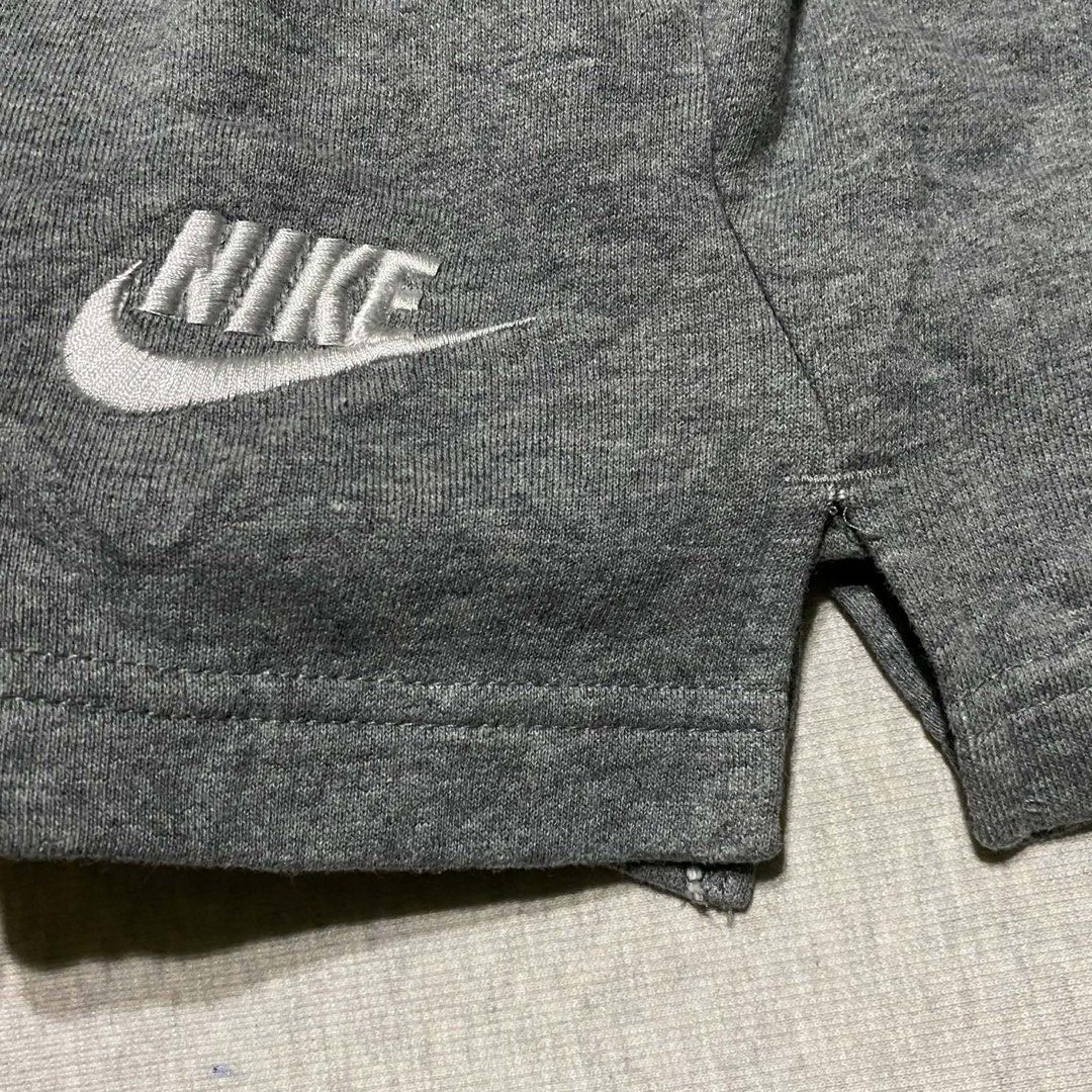 Nike NSW (Category: Shorts) located in Mabalacat. Submitted by stellargarments (Listing ID 1468542427, Image 3). Description: Size : 26-30 Length : 13 Condition : 9.8/10 SUPER SOLID NG DETAILS GANDA NG TELA SUPER SOLID EMBROIDERED WITH 2 POCKETS COMPLETE TAGS SUPER NICE & KINIS! VERY COMFY & SMOOTH ON SKIN NEED WASH NO MAJOR STAIN FRESH FROM BALE.
