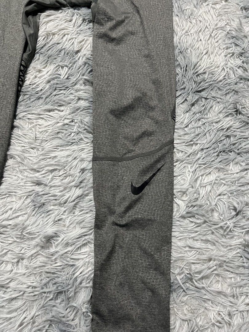 Nike Pro Hypercool Men’s Tight (Category: Joggers) located in Sasmuan (Sexmoan). Submitted by winterclothes.ph (Listing ID 1468515052, Image 3). Description: Nike Pro Hypercool Men’s Tight S on tag Waist 26-31 Length 33.5 Excellent Condition .