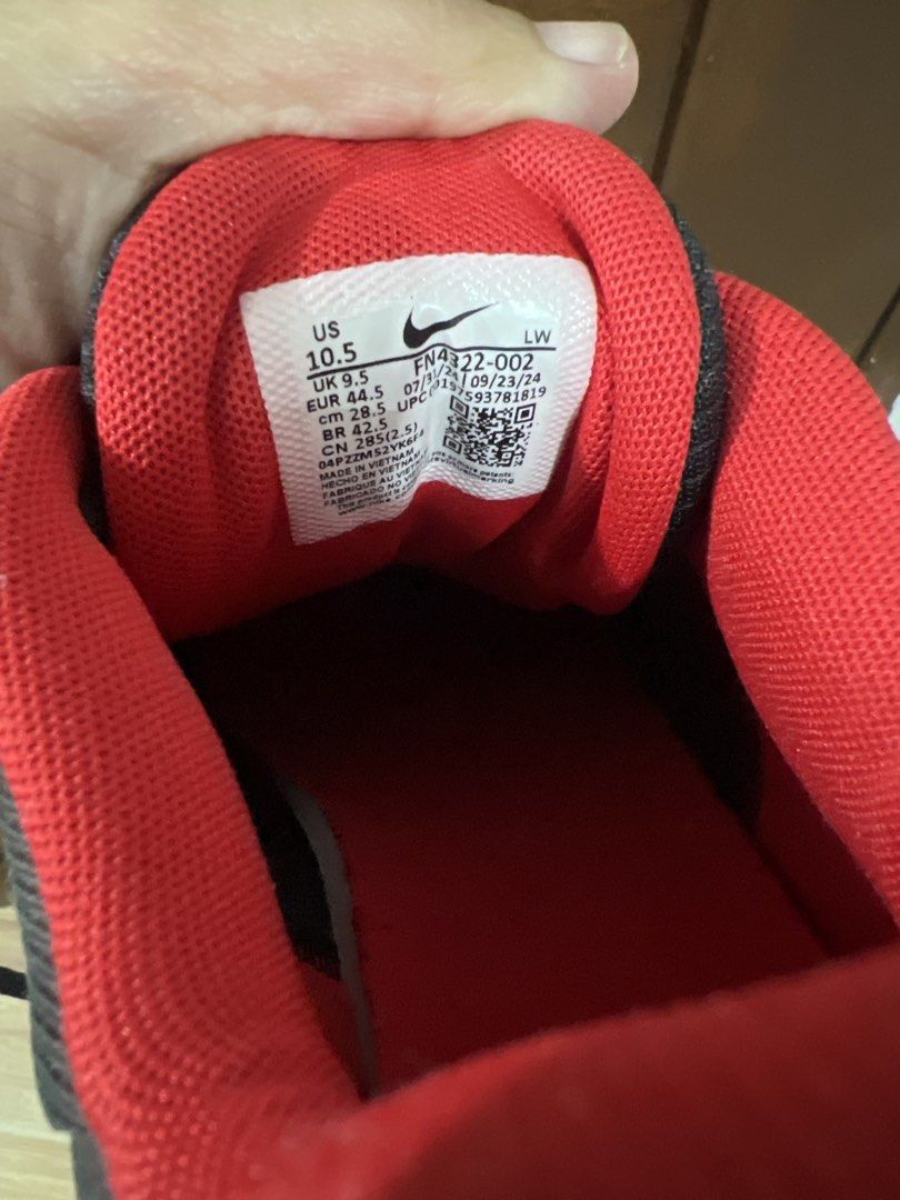 Nike Rubbershoes (Category: Sneakers) located in Bacoor. Submitted by pktd10 (Listing ID 1468650628, Image 2). Description: Padala from US. Hindi nagamit. .