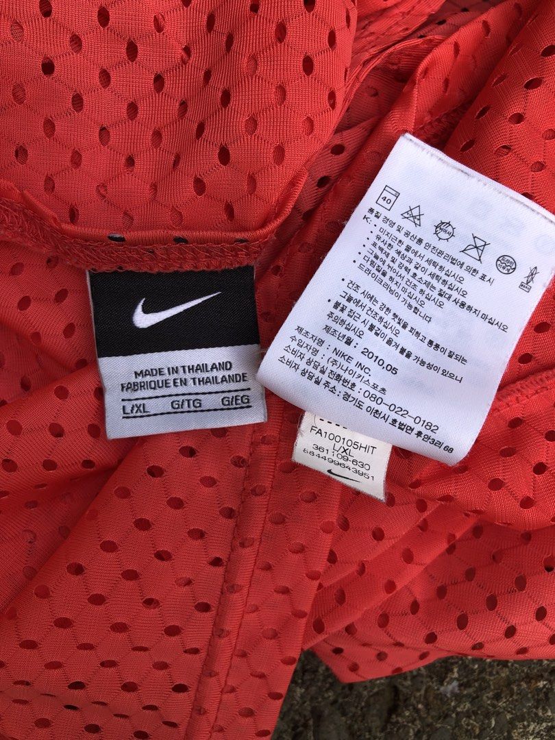 NIKE RUNNING SHIRT (Category: Activewear) located in Manila. Submitted by brightlion-472b2e (Listing ID 1468640489, Image 3). Description: 24-26 As new condition .