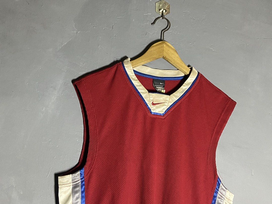 Nike Spheredry Hoops Basketball Jersey (Category: Activewear) located in Cabuyao City. Submitted by chukz_x (Listing ID 1468678013, Image 3). Description: Nike Spheredry Hoops Basketball Jersey Size : XL Dimes : 22.5W 30L Condition : Excellent Issue : none Price : 950 📍READY TO WEAR 📍Cabuyao Laguna.