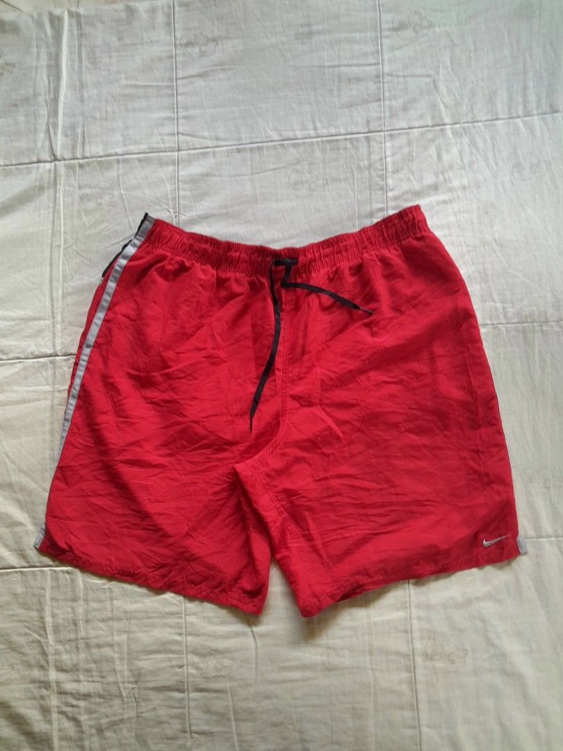 Nike sweat shorts (Category: Shorts) located in Catbalogan. Submitted by vastgem_fe5620 (Listing ID 1468500495, Image 1). Description: dm nalang mga boss.