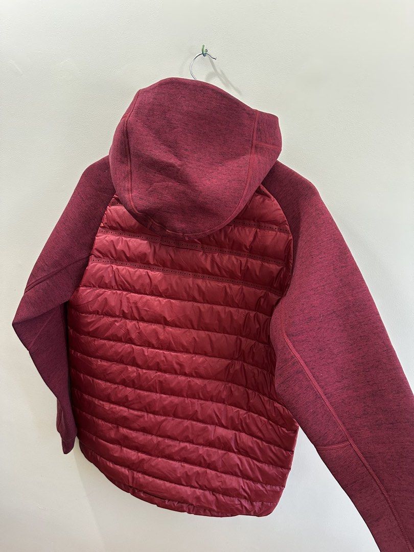 Nike Tech Fleece Aeroloft Down Jacket (Category: Coats, Jackets and Outerwear) located in Baguio. Submitted by .daryl (Listing ID 1468640308, Image 3). Description: 20 width 27 front, 29 back length .