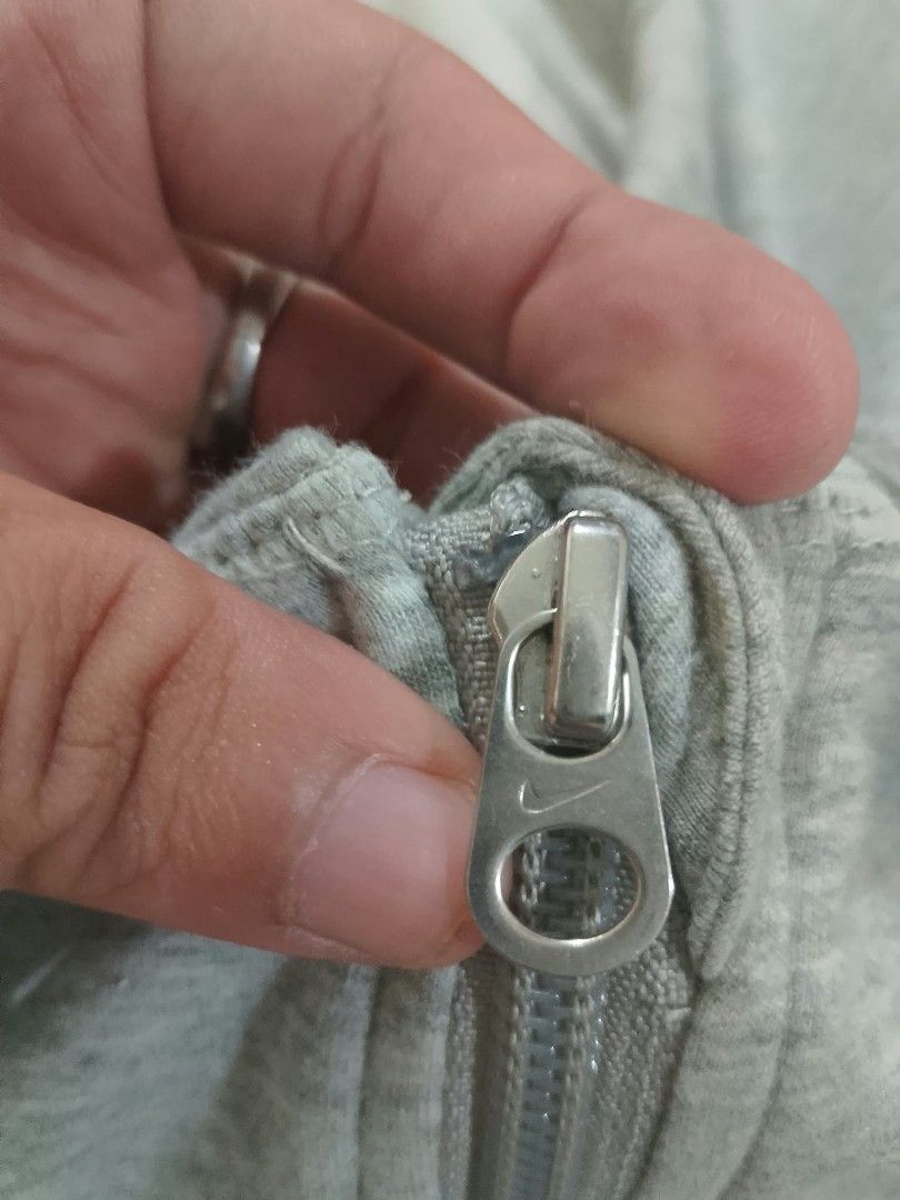 Nike tech fleece jacket (Category: Coats, Jackets and Outerwear) located in Surigao. Submitted by thrifttofinds (Listing ID 1468660671, Image 3). Description: no issue pa po for women's Nike tech fleece jacket.