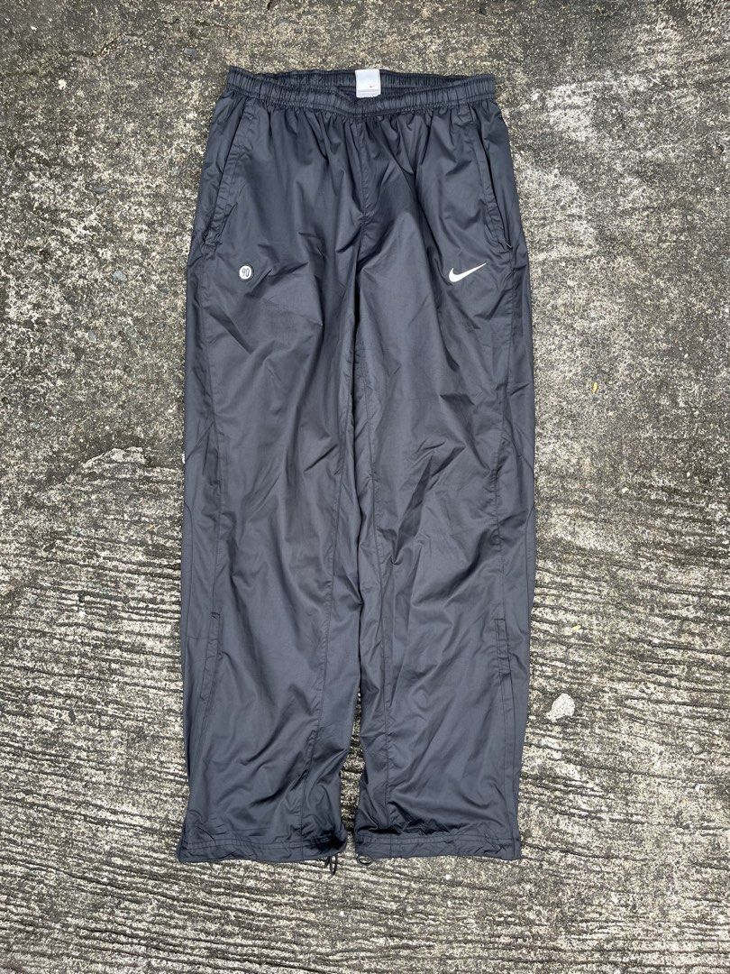 NIKE TRACK PANTS (Category: Activewear) located in Manila. Submitted by rome000 (Listing ID 1468545480, Image 1). Description: W32-38 L39.5 9/10 condition Pasig City 📍.