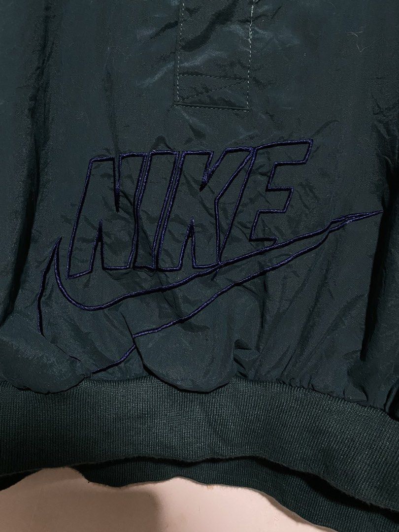 NIKE VINTAGE FOR WOMENS (Category: Activewear) located in Cagayan de Oro. Submitted by ansasalab39908 (Listing ID 1468676014, Image 2). Description: Size S (W21xL21) Condition: goodcondition Color rate: 9.8/10 Flaws: NONE.
