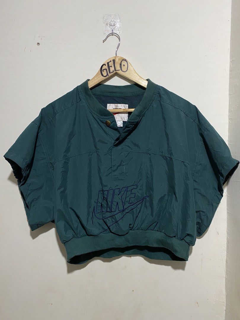 NIKE VINTAGE FOR WOMENS (Category: Activewear) located in Cagayan de Oro. Submitted by ansasalab39908 (Listing ID 1468676014, Image 1). Description: Size S (W21xL21) Condition: goodcondition Color rate: 9.8/10 Flaws: NONE.