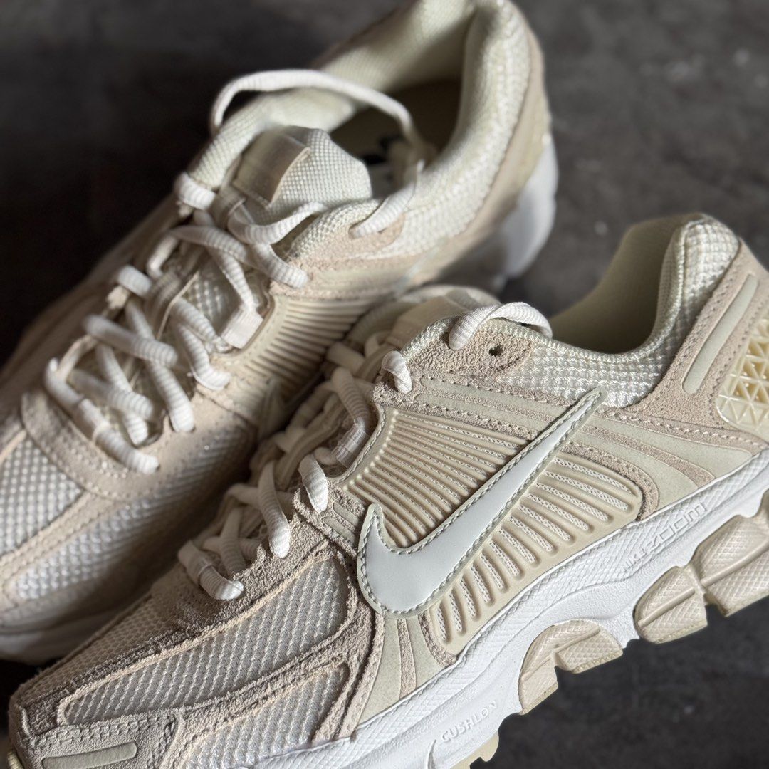 Nike Vomero 5 ‘Beach Light Khaki’ (Category: Sneakers) located in Cavite. Submitted by gieveyandearcledera (Listing ID 1468513199, Image 2). Description: Nike Vomero 5 ‘Beach Light Khaki’ 🤎🏖️ ☑️ Sizes available on-hand: Size 6w US ☑️ BELOW SRP! 💰₱5,500 only! (₱8,895 SRP) 🚚 Nationwide Shipping available! 💯 All items are brand new & authentic! 📍Imus City, Cavite DISCLAIMER: Down South is NOT affiliated or officially connected with any of the 