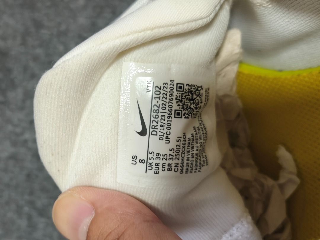 Nike Women's Renew Run 4 (Category: Sneakers) located in Caloocan City. Submitted by sellinthrift (Listing ID 1468566484, Image 2). Description: PRE-LOVED / DECLUTTERING SALE 🏷️ Nike Renew Run 4, womens Quick Details: • Size: womens US8/EU39 • Condition: 7/10 • Inclusions: Shoes only • Issue/Defects: Pre-loved, clean soles Price: ₱895+SF (Slightly negotiable for quick pickup) PM for more details .