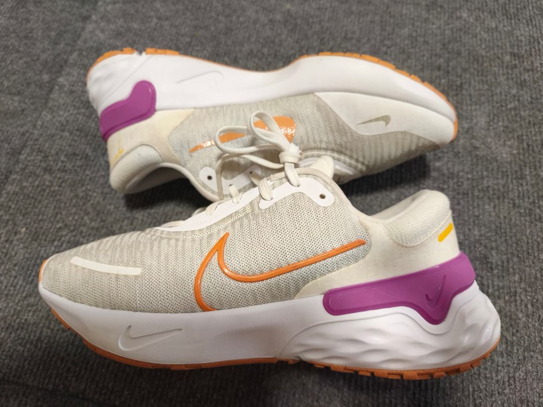 Nike Women's Renew Run 4 (Category: Sneakers) located in Caloocan City. Submitted by sellinthrift (Listing ID 1468566484, Image 1). Description: PRE-LOVED / DECLUTTERING SALE 🏷️ Nike Renew Run 4, womens Quick Details: • Size: womens US8/EU39 • Condition: 7/10 • Inclusions: Shoes only • Issue/Defects: Pre-loved, clean soles Price: ₱895+SF (Slightly negotiable for quick pickup) PM for more details .