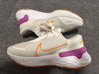 (Category: ) located in . Submitted by sellinthrift (Listing ID 1468566484, Image 1). Description: .