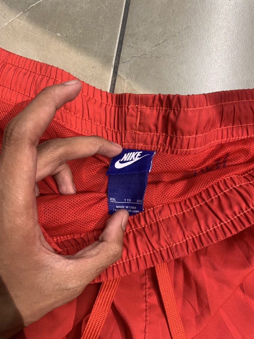 NIKE WOVEN USA (Category: Activewear) located in Cebu City. Submitted by _deadstockgarments. (Listing ID 1468642152, Image 3). Description: DM FOR AVAIL.
