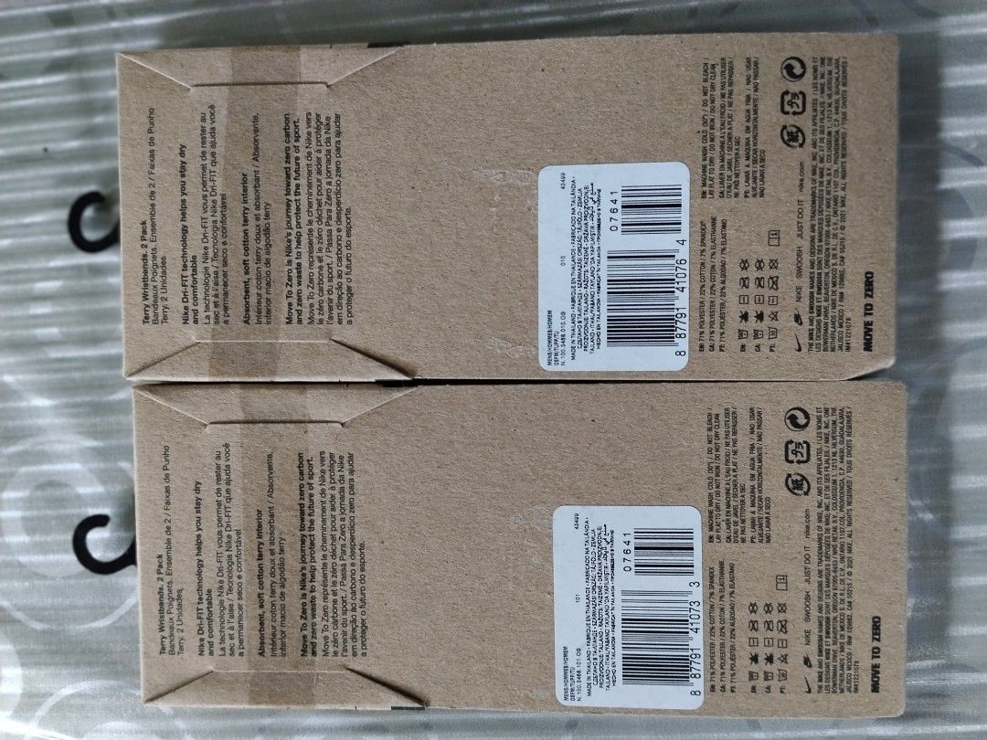 Nike Wristband (Category: Handkerchief & Pocket Squares) located in General Mariano Alvarez. Submitted by iamnotjen (Listing ID 1468581773, Image 2). Description: Brand New 2pc plus sf.