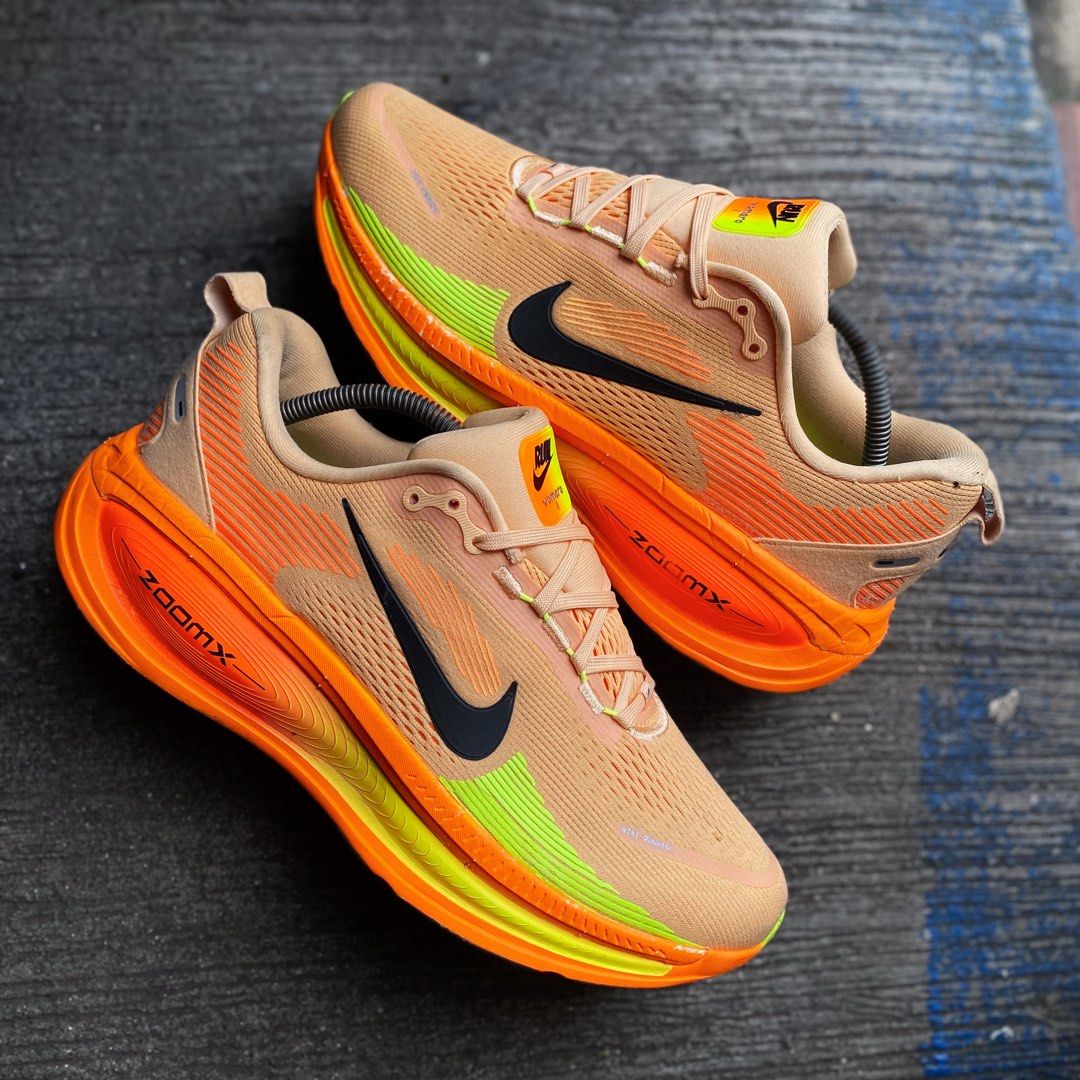 Nike Zoom Vomero 18 (Category: Sneakers) located in Manila. Submitted by toasty.soles (Listing ID 1468589445, Image 2). Description: NIKE ZOOM VOMERO 18 “ORANGE CHALK” Size 10us MENS/28cm USED IN EXCLLENT CONDITION Legit x Original 💯 2999Php Only‼️ PRELOVED PAIRS | MANAGE YOUR EXPECTATIONS PRELOVED PAIRS MAY HAVE MINOR FLAWS Mode of payment: Gcash / Cash / Maribank Courier: Jrs Express | Lalamove Lalamove available within Ncr only 📍SAN ANDRES M