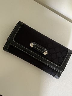 (Category: ) located in . Submitted by irish_closet (Listing ID 1468548324, Image 1). Description: .
