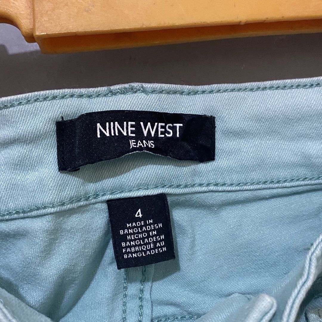NINE WEST Teal Capri Pants Jeans (Category: Jeans) located in Quezon City. Submitted by lovelylittlepreloves (Listing ID 1468696173, Image 2). Description: .