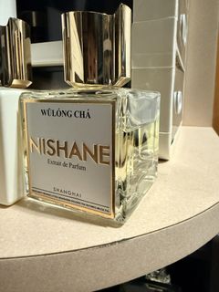 (Category: ) located in . Submitted by perfumeshopsg (Listing ID 1468590521, Image 1). Description: .