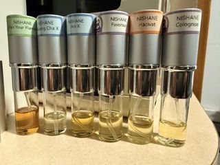 (Category: ) located in . Submitted by perfumeshopsg (Listing ID 1468569063, Image 1). Description: .