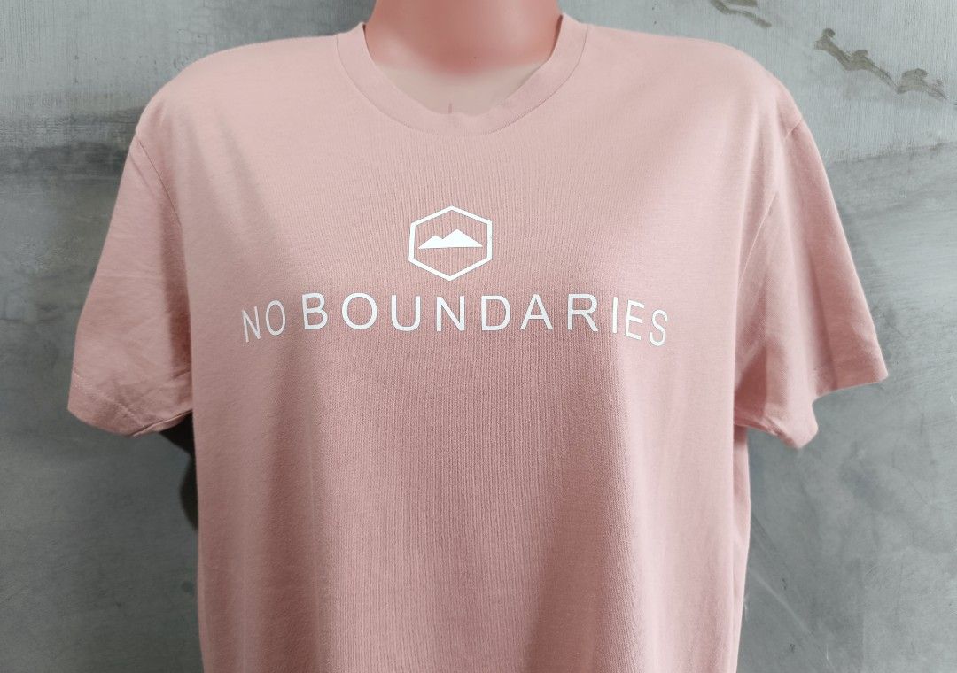 No Boundaries Pink Graphic Shirt (Category: Shirts) located in Bacoor. Submitted by nineties_kid (Listing ID 1468556125, Image 3). Description: <==• No Boundaries Pink Graphic Shirt *Canadian brand. Sister company of AEROPOSTALE* Color: Pink Size:Small Shoulder width: 18 inches Sleeve length: 6 inches Shirt width: 19 inches Shirt length: 27 inches ___________________________ ▶LBC Cash on Pick-up (C.O.P) Offer nation-wide delivery, as long as ther