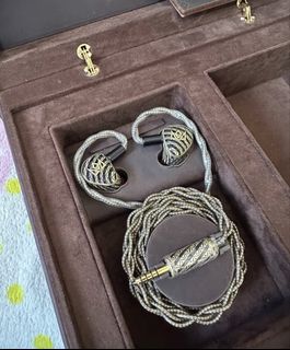 (Category: ) located in . Submitted by easonmusic7 (Listing ID 1468566428, Image 1). Description: .