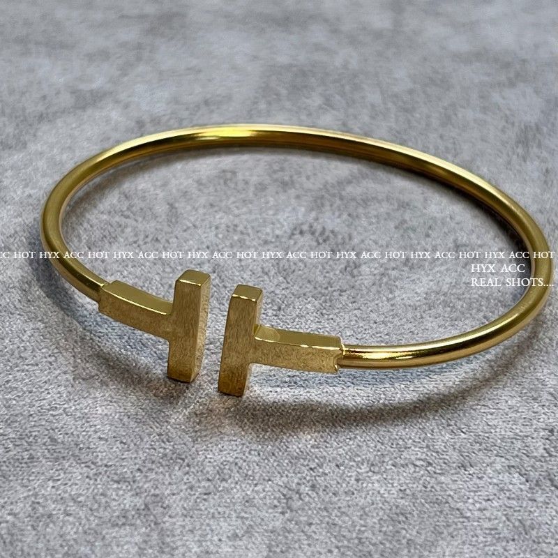 Non-tarnish Bangle 17CM (Category: Bracelets) located in Manila. Submitted by abbie0309296694 (Listing ID 1468597209, Image 1). Description: .