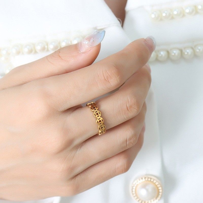 Non-tarnish Ring Size 6 (Category: Rings) located in Manila. Submitted by abbie0309296694 (Listing ID 1468599569, Image 1). Description: .