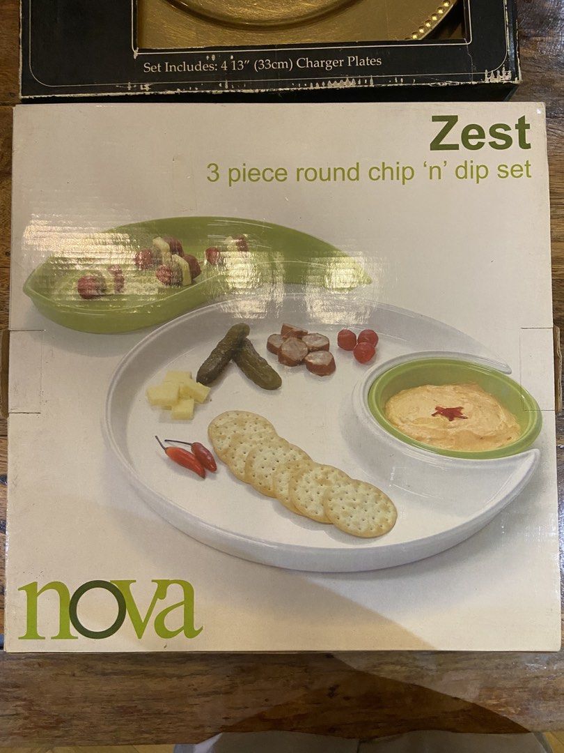 Nova Zest 3 Piece Round Chip N Dip Set (Category: Dinnerware & Cutlery) located in Pasig City. Submitted by egoo11 (Listing ID 1468601575, Image 1). Description: Brand: Nova Zest - Set includes: 1 round white main tray, 1 green dip bowl, and 1 matching green leaf-shaped side dish (3 pieces total) - Perfect for snacks, parties, get-togethers, and movie nights - Condition: Brand new contents inside, with minor shelf wear on the box Pick up Caniogan