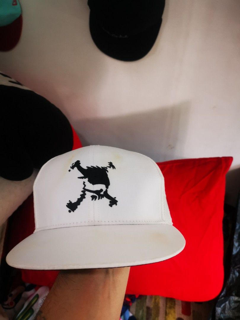 Oakley white cap with black graphic print (Category: Caps & Hats) located in Pasay City. Submitted by wizemindz138970 (Listing ID 1468590993, Image 1). Description: - Authentic white Oakley cap with a cool black graphic print - Adjustable back strap featuring an Oakley logo tag - Comfortable black inner sweatband - Performance fit style with Luxottica group tag details - Made in China - Great for casual wear and outdoor activities needs washing o