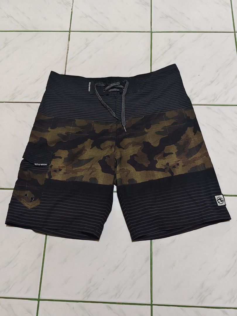 OCEAN CURRENT BOARD SHORT (Category: Swim Trunks & Board Shorts) located in Hinigaran. Submitted by err0n (Listing ID 1468662820, Image 1). Description: OCEAN CURRENT BOARD SHORT SIZE: 34 LENGTH 21 •EXCELLENT CONDITION NO ISSUE NEED WASH 📍HINIGARAN NEGROS OCCIDENTAL.