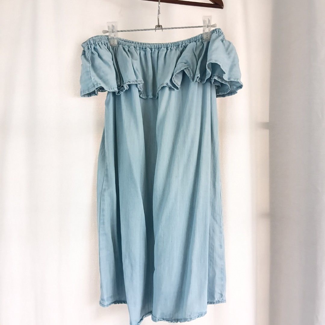 Off Shoulder Ruffled Denim Dress (Category: Dresses) located in Angeles City. Submitted by itsandspreloved (Listing ID 1468514776, Image 1). Description: size: med to large very nice soft denim dress.